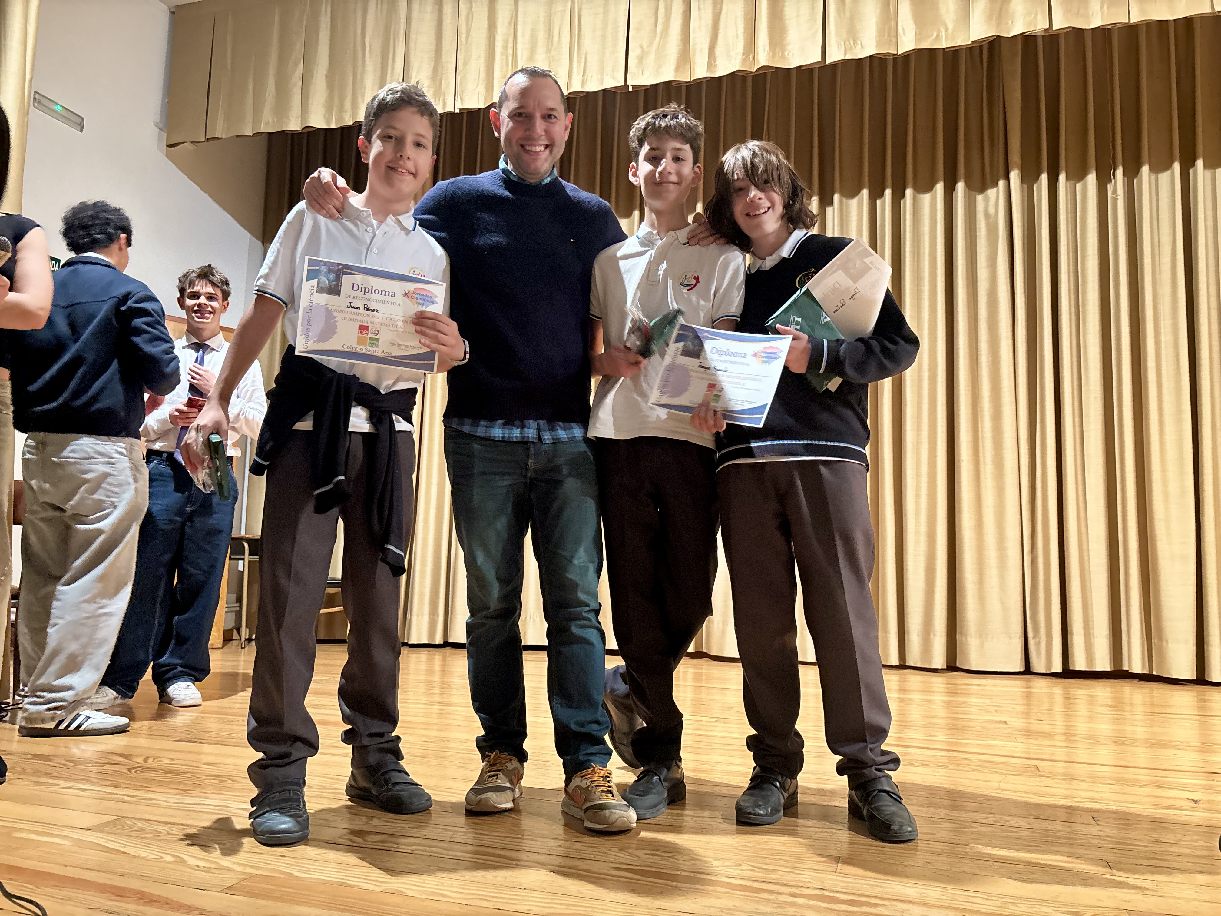 XXI OLIMPIADA MATEMÁTICA clasificados 1ª fase